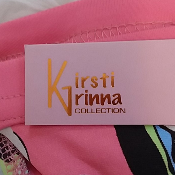 ⛱Kirsti Krinna bikini 🌊 - Picture 4 of 8